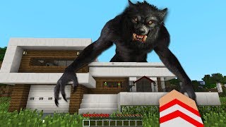 LOBISOMEM GIGANTE APARECEU NA MINHA CASA NO MINECRAFT [upl. by Tebazile731]