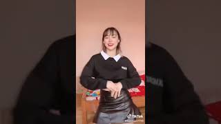 MUZZING DANCE P2  HOT TIKTOK  2021 [upl. by Ihsar]