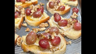 ROASTED GRAPES with Brie cheese crostini appetizer [upl. by Eliason]