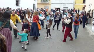 Torrella 2013 — quotPolca dOursquot a la plaça de lEsglésia [upl. by Eaves]