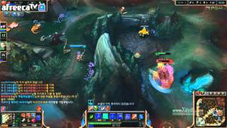 무장색패기 탱마이 하이라이트 LOL Tank Master Yi highlight [upl. by Anilorac]