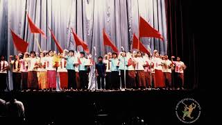 GENOCIDE EDUCATION IN CAMBODIA​ Song from Khmer Rouge Glorious 17 April Swedish language [upl. by Sehguh674]