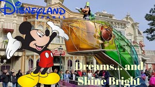 DISNEYLAND Paris 2022 e la parata dei personaggi del 30° anniversario Dream and Shine Bright [upl. by Julia]