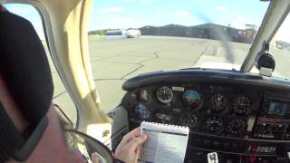 Piper PA28 Power Checks Gamston EGNE [upl. by Ibbison]