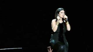 Gracias a la Vida  Laura Pausini  Buenos Aires [upl. by Warde]