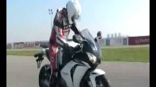 Honda CBR 1000 RR Fireblade [upl. by Hairahcez]