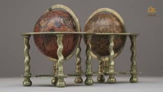 PAIRE DE GLOBES CÉLESTE ET TERRESTRE DE TABLE DE VINCENZO CORONELLI 1697 [upl. by Rozanna]