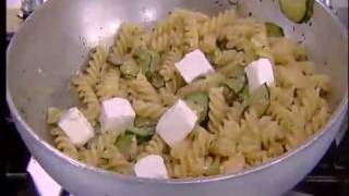 Fusilli con zucchine e Philadelphia [upl. by Ilojna]