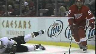 Niklas Kronwall cranks Teemu Selanne [upl. by Haelat735]