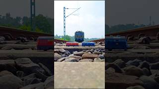 Demo Train VS Discel Engine [upl. by Matthiew]