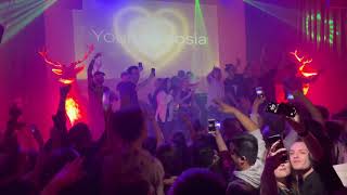 Young Leosia  Szklanki ale to Satisfaction live [upl. by Noyahs]