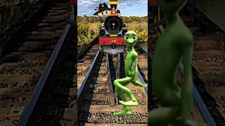 Dame tu casita alien Dance Vs Train Driver Feight dametucosita rema funny vfx shorts [upl. by Arded]