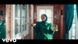 Ernie Zakri  HAHAHAHAHari Raya Official Music Video [upl. by Arriat]