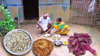 small fish curry with elephant foot yam and red spinach recipe cookingampeating by santali tribe coupl [upl. by Ylrebmyk627]