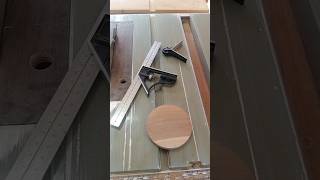 Using Center Finder on Combination Square short woodworking [upl. by Bendite]