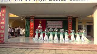 Lớp 8c tham gia hội thi văn nghệ chào mừng 20112024 [upl. by Dorothee]