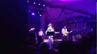 Dwight Yoakam singing quotThousand Miles from Nowherequot at Stubbs in Austin [upl. by Oberon]