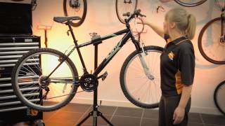 Halfords Bikes Apollo Slant [upl. by Aikas540]