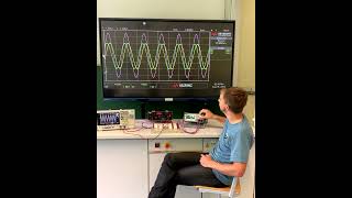 Destruktive Interferenz  Auslöschung von Signalen education physik experiment [upl. by Lannie524]