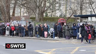 Massive queue outside new dental practice in the hope of getting NHS dental care  SWNS [upl. by Meuser55]