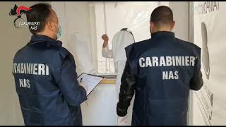 Napoli Carabinieri NAS arrestano due dipendenti dell’ASL [upl. by Sadirah]