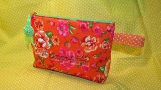 35  Kosmetiktasche Lollita mit Reißverschluss  Innentaschen nähen cosmetic bag with zipper DIY [upl. by Fitton]