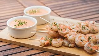 Brochettes de scampis et paprika dip  FR [upl. by Eniamurt]