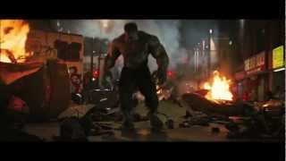 THE INCREDIBLE HULK 2008 University Battle HD Hulk Smash [upl. by Disario]