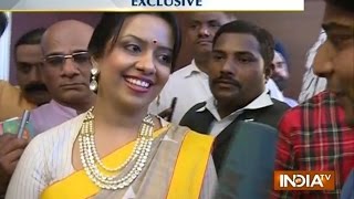 His hard work pays him says Davendra Fadnavis wife Amruta [upl. by Noeht72]