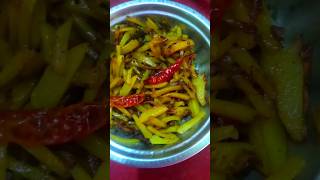 Much Muche Alu Vaja  Alu Ki vaji aluvaja villagestyle coocking subscribe youtubeshorts [upl. by Annauqaj]