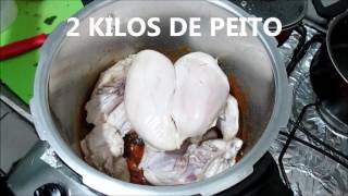 Como Cozinhar Peito de Frango e desfiálo em 30 segundos [upl. by Amor]