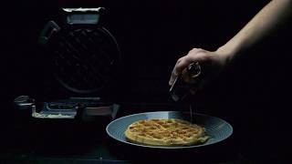 VERTICAL WAFFLE MAKER  PROMO WAFV100C [upl. by Godliman]