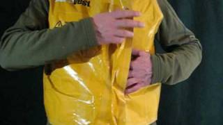 The Aerovest Emergency amp Survival Insulation Vest [upl. by Ellebanna]