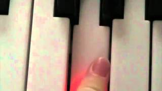 How to play a G note on the piano [upl. by Edac]