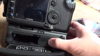 Opteka battery grip for the canon 5d mark II [upl. by Naginnarb]