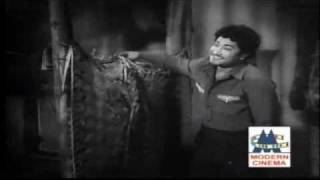 Sivaji Ganesan amp Malini  Chithiram Pesudadi  Sabash Meena [upl. by Egnalos]