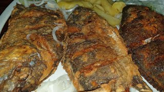 GUTEKA IFI YUMUTSE MENYA UKO IFI ITEKWA MU MAVUTA  Fried fish recipe 🐠 😋 [upl. by Hachman765]