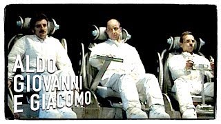 Gli Astronauti  I Corti  Aldo Giovanni e Giacomo [upl. by Reseda]