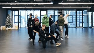 NCT U 엔시티 U Universe Lets Play Ball Dance Practice [upl. by Anaizit]