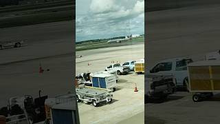 Aeroporto de orlando é gigantesco shorts [upl. by Iot]