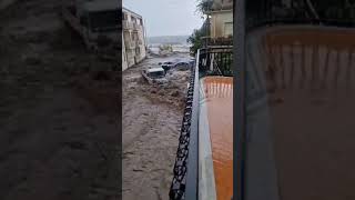 Alluvione tra Giarre Riposto ed Acireale Auto trascinate a mare dalla furia dellacqua [upl. by Annaer]