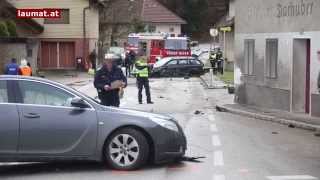 Schwerer Crash auf der Scharnsteiner Straße in Pettenbach [upl. by Hugh]