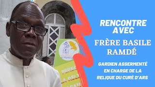 Procession de la relique du Curé dArs et interview du frère RAMDÉ [upl. by Weinreb]