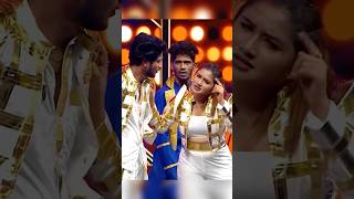 What is shoulder dance 🔥😂shoulderdance manichandra mani raveena raveenadaha thalapathy [upl. by Corby]