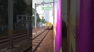 Yah kya Ho Gaya ek sath do do train running time video trending song train running ytshots [upl. by Eadrahs544]