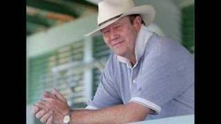 Tendulkar is the most well behaved cricketerTony Greig [upl. by Keelin]