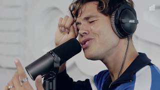 Andreas Wijk  Come THRU Live  East FM [upl. by Eislel]