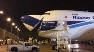 Noseloading a Nippon Cargo Boeing 7474KZFSCD JA06KZ at OHare Intl Airport 03162013 [upl. by Lejeune]