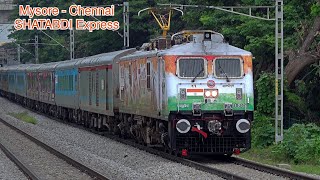 Tricoloured WAP 7  78th INDEPENDENCE DAY dedicated to MAJOR SANDEEP UNNIKRISHNAN  INDIAN RAILWAYS [upl. by Lerud]