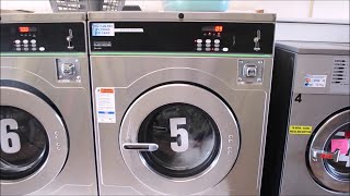 Laundrette Monthly  ipso JLA 40 commercial washer on a final rinse final spin 1000rpm [upl. by Baler]